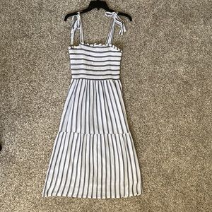 American Eagle size Medium Striped Midi Dress